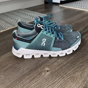 On Cloudswift Women’s Running Shoes Size 7 Teal Storm